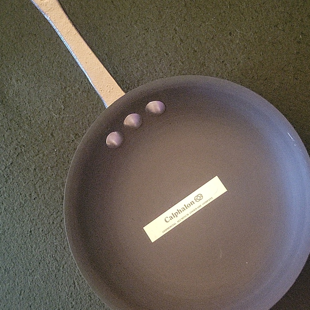 Calphalon 7.5 Inch Frying Pan w Handle